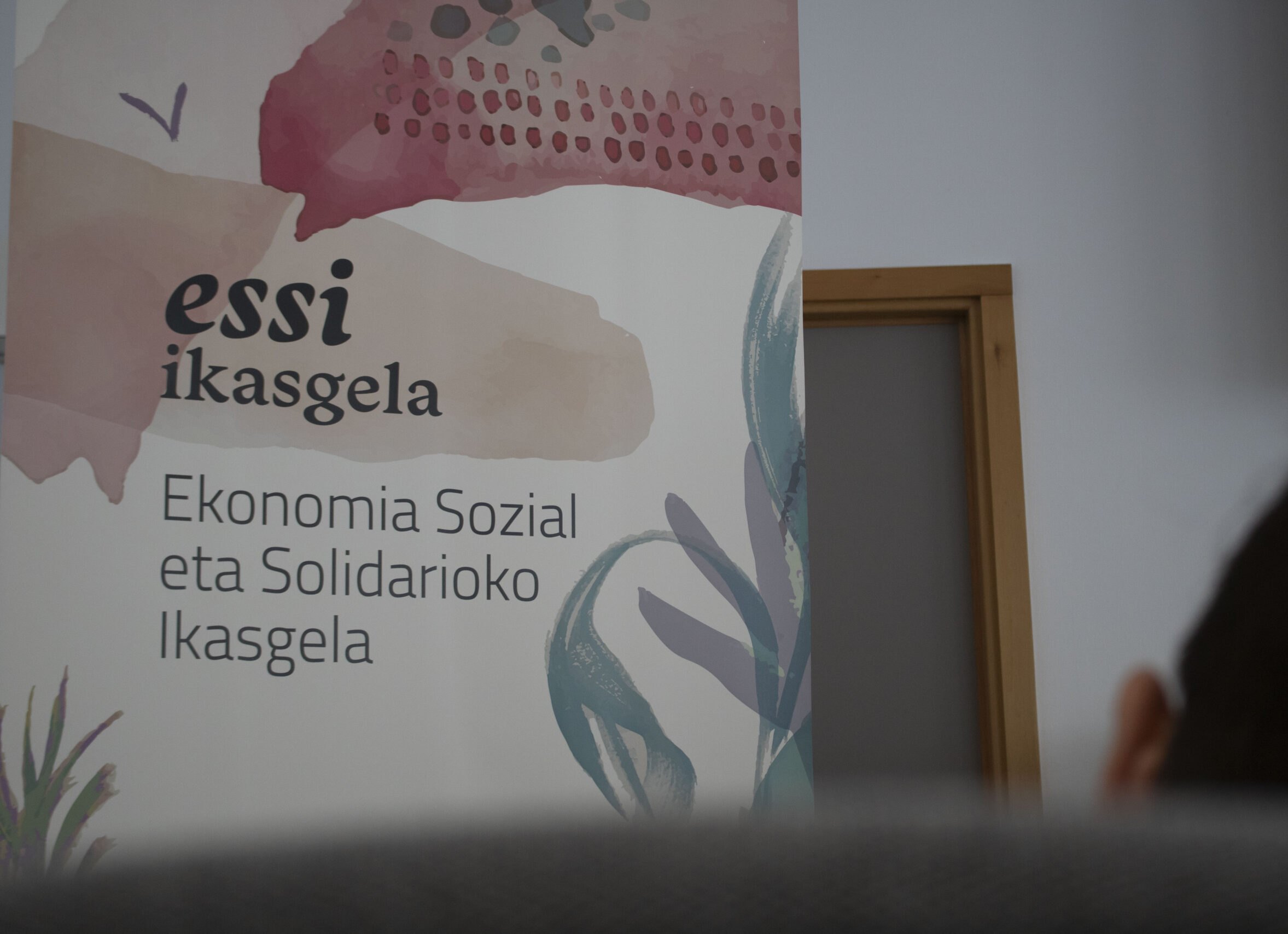 Cartel de Essi Ikasgela, el aula de Economía Social y Solidaria de REAS Euskadi